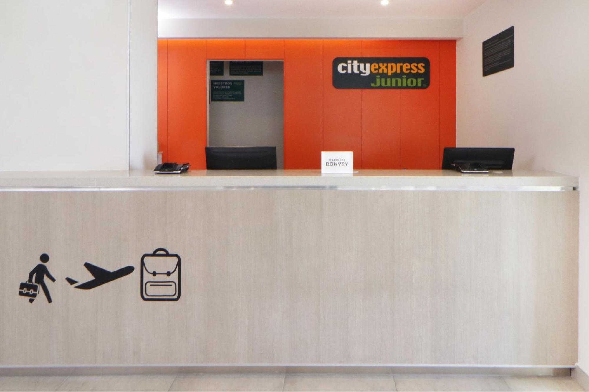 City Express Junior By Marriott Tijuana Otay Εξωτερικό φωτογραφία