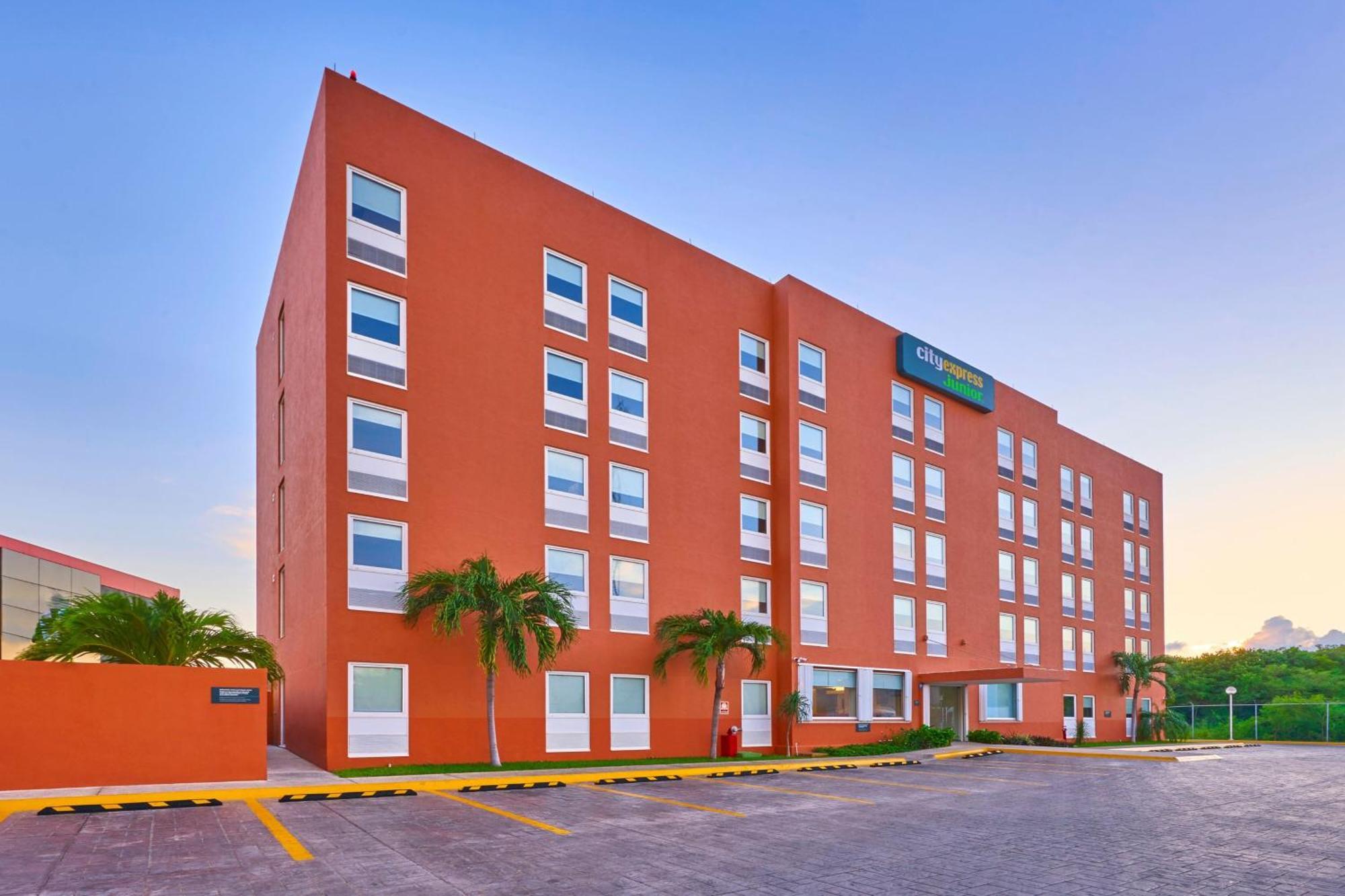 City Express Junior By Marriott Tijuana Otay Εξωτερικό φωτογραφία